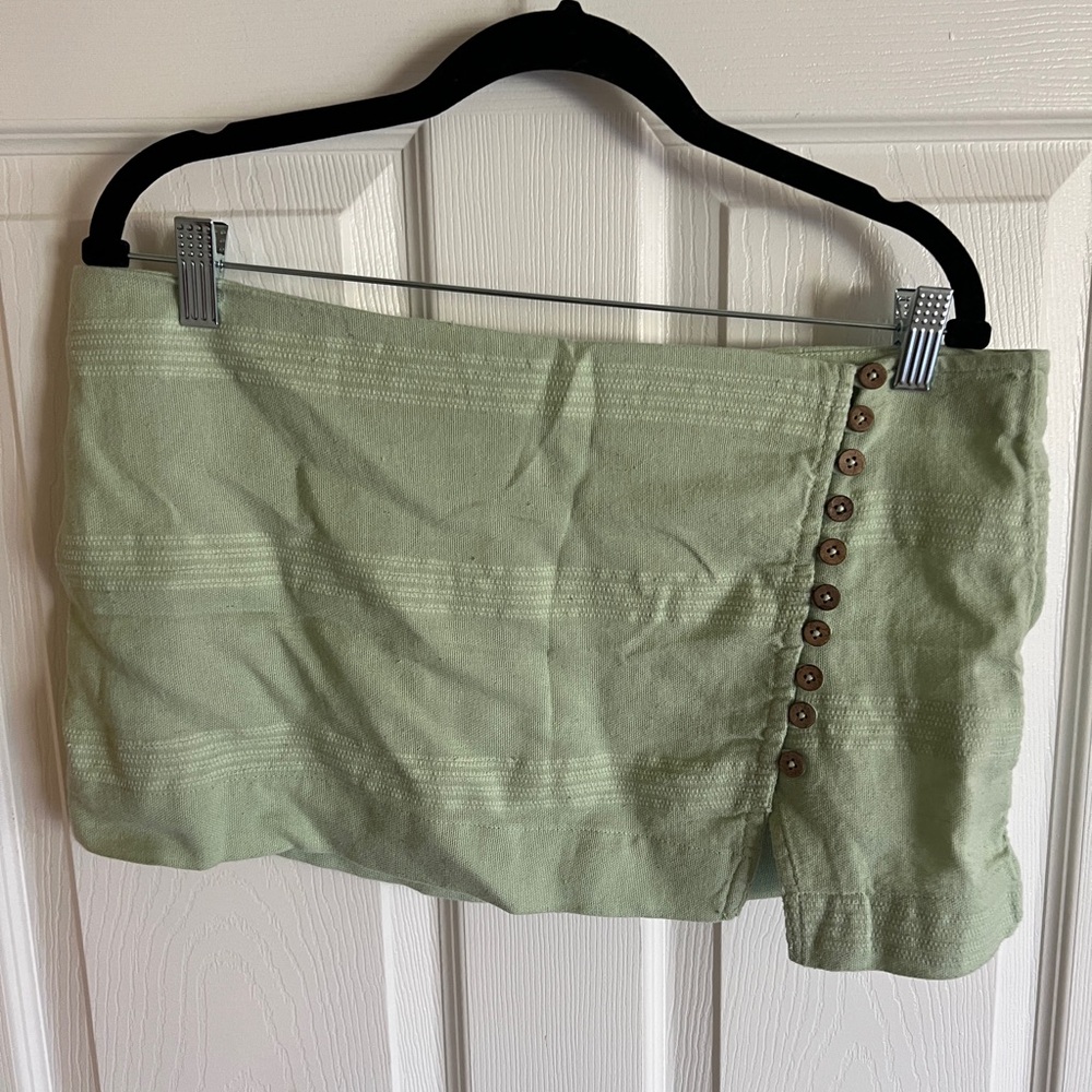 Free People | NWT Super Cute Mini Skirt